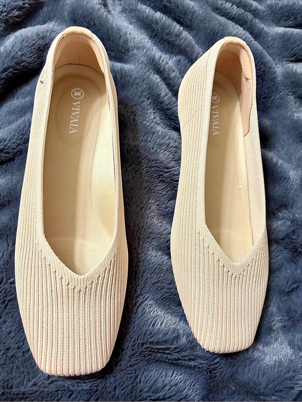 VIVAIA Margot Square-Toe V-Cut Flats Almond EU 38.5/7.5 NWOT